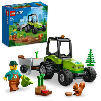 LEGO®  City 60390 Traktor v parku