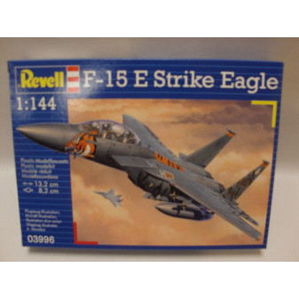 Revell 03996 Plastic ModelKit letadlo F - 15E Eagle (1:144)